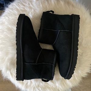 Ugg Classic Mini Boot
